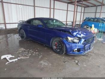  Salvage Ford Mustang