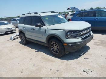  Salvage Ford Bronco
