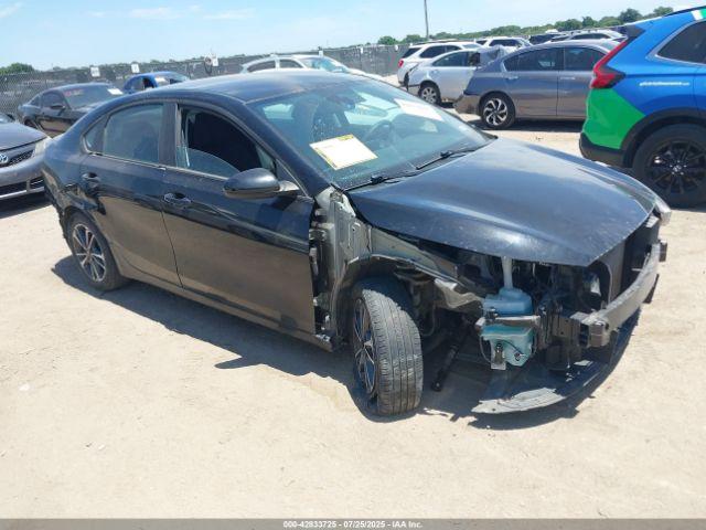  Salvage Kia Forte