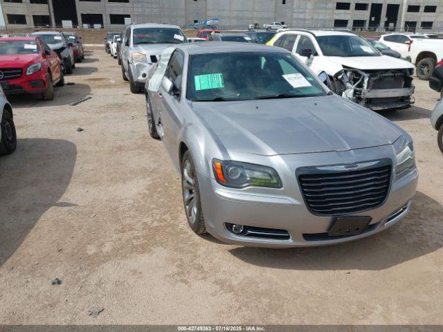  Salvage Chrysler 300