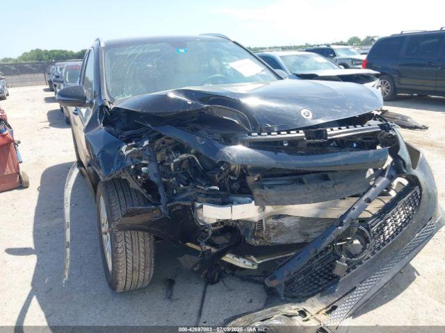  Salvage Mercedes-Benz GLA