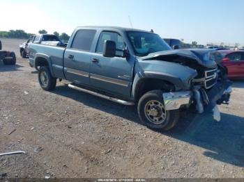  Salvage Chevrolet Silverado 2500