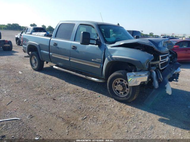  Salvage Chevrolet Silverado 2500