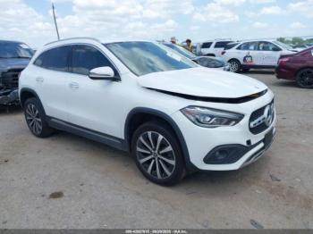  Salvage Mercedes-Benz GLA