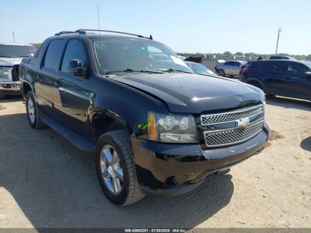  Salvage Chevrolet Avalanche 1500