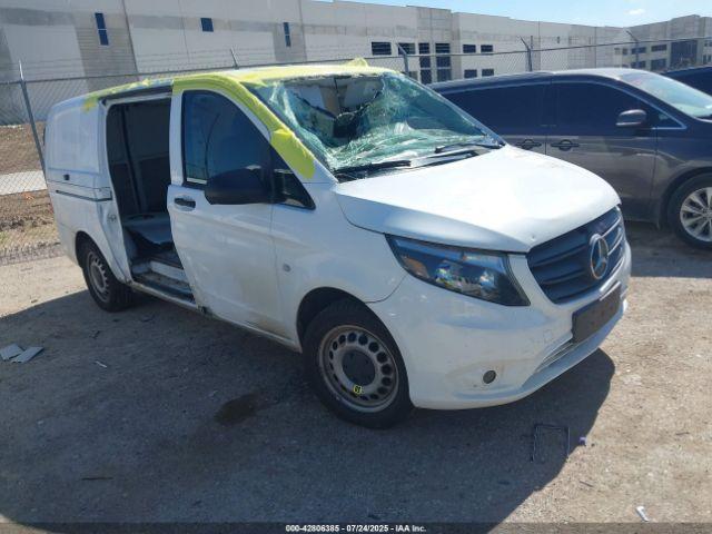  Salvage Mercedes-Benz Metris