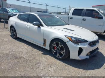  Salvage Kia Stinger