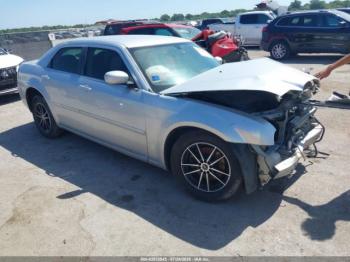  Salvage Chrysler 300