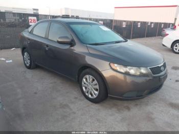  Salvage Kia Forte