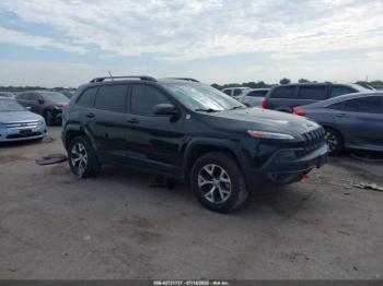  Salvage Jeep Cherokee