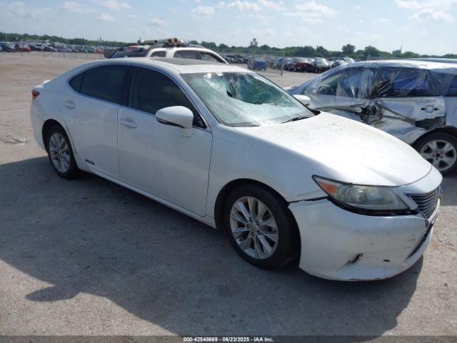  Salvage Lexus Es