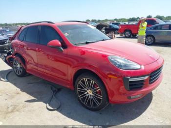  Salvage Porsche Cayenne