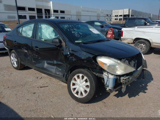  Salvage Nissan Versa