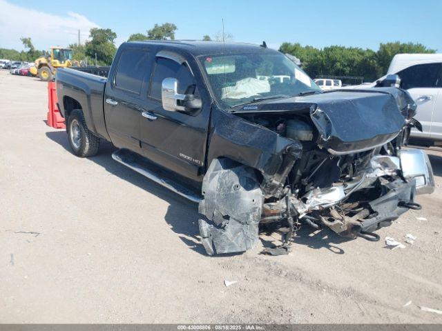  Salvage Chevrolet Silverado 2500