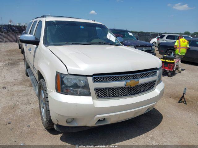  Salvage Chevrolet Suburban 1500