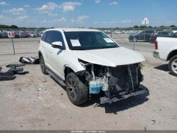  Salvage Toyota Highlander