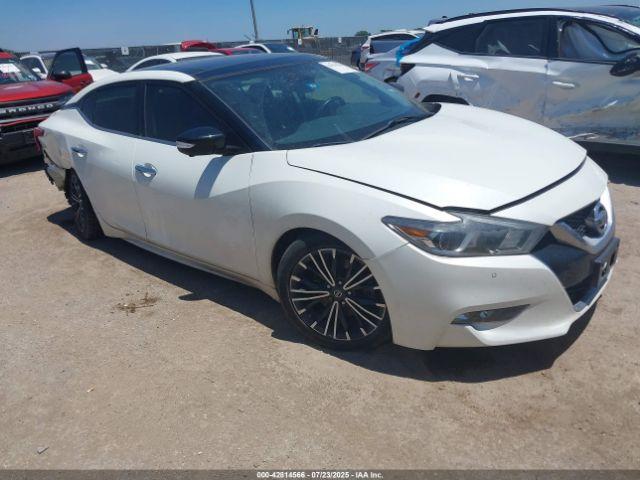  Salvage Nissan Maxima