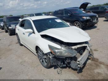  Salvage Nissan Altima