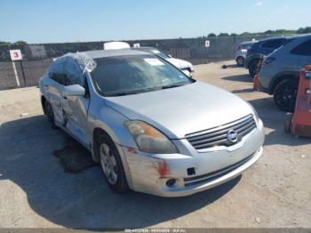  Salvage Nissan Altima