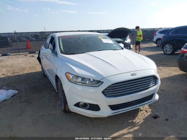  Salvage Ford Fusion