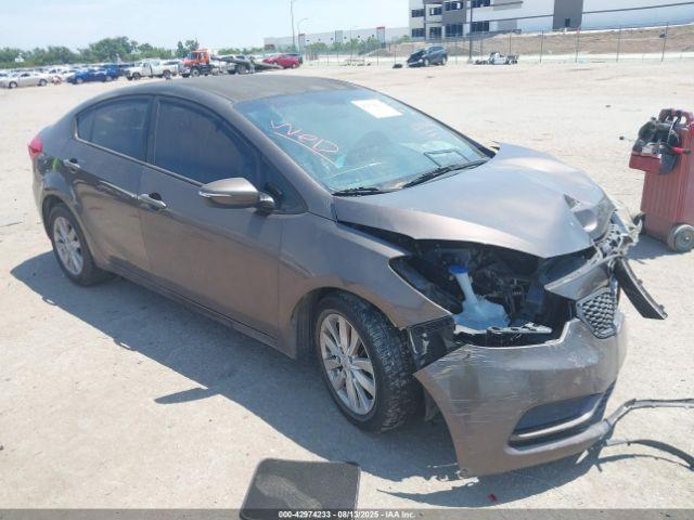  Salvage Kia Forte