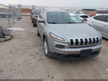  Salvage Jeep Cherokee