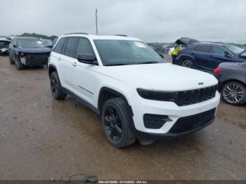  Salvage Jeep Grand Cherokee