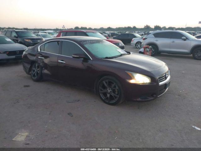  Salvage Nissan Maxima