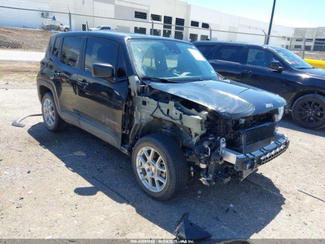  Salvage Jeep Renegade