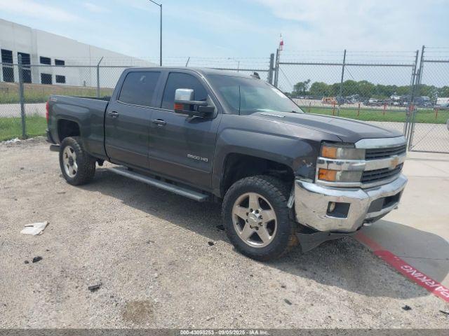  Salvage Chevrolet Silverado 2500