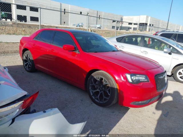  Salvage Chrysler 300