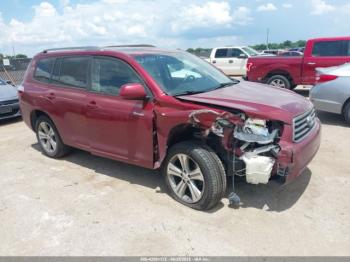  Salvage Toyota Highlander