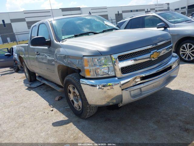  Salvage Chevrolet Silverado 1500