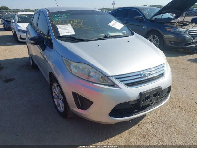  Salvage Ford Fiesta