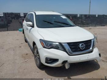  Salvage Nissan Pathfinder