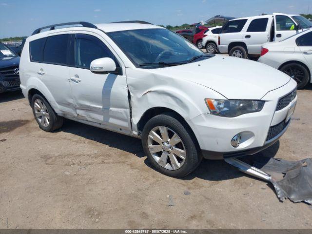  Salvage Mitsubishi Outlander