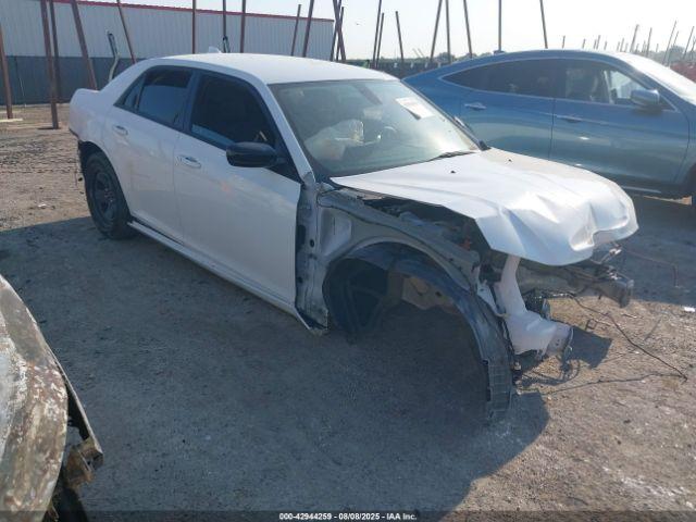  Salvage Chrysler 300