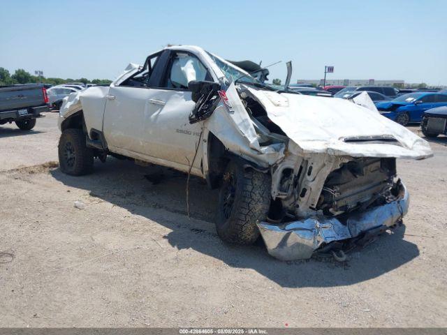  Salvage Chevrolet Silverado 2500