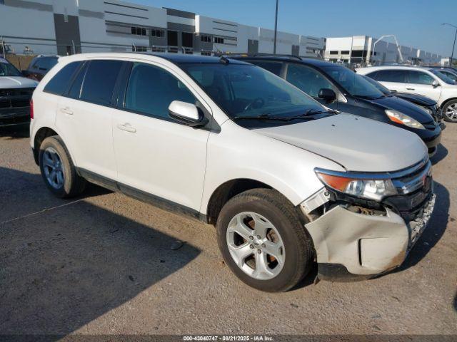  Salvage Ford Edge