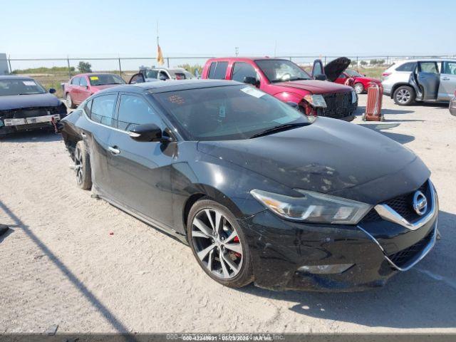  Salvage Nissan Maxima