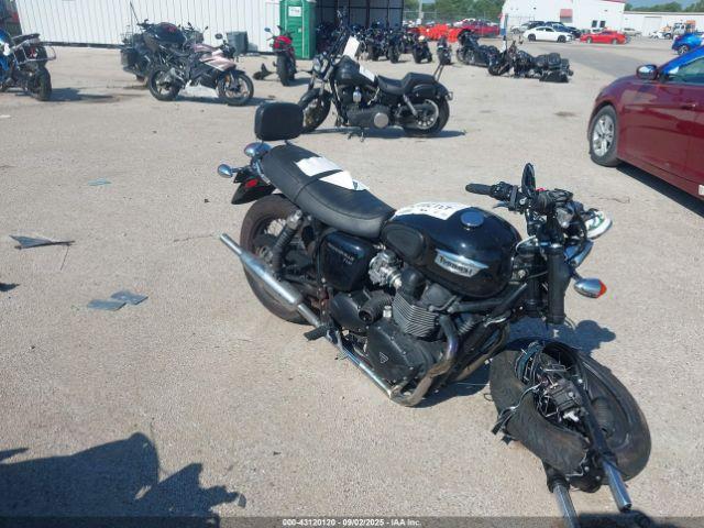  Salvage Triumph Motorcycle Bonneville