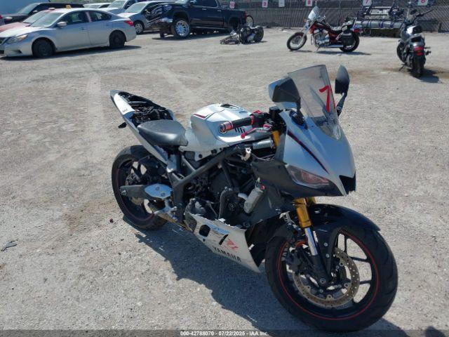  Salvage Yamaha Yzfr3