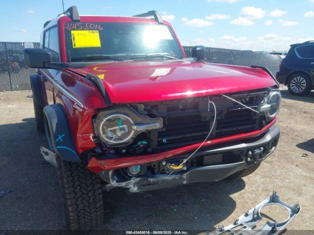  Salvage Ford Bronco