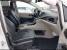 Chrysler Pacifica Limited Image 4