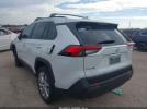 Toyota RAV4 Xle Premium Image 3