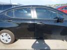 Nissan Versa 1.6 S Image 13