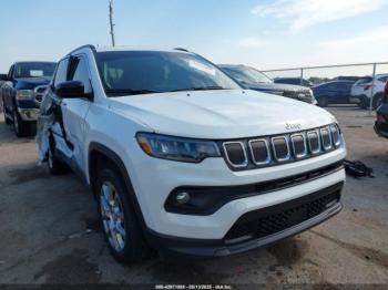  Salvage Jeep Compass
