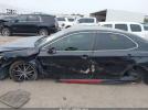 Toyota Camry Se Image 7