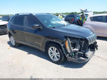  Salvage Jeep Cherokee