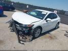 Toyota Camry Le Image 9